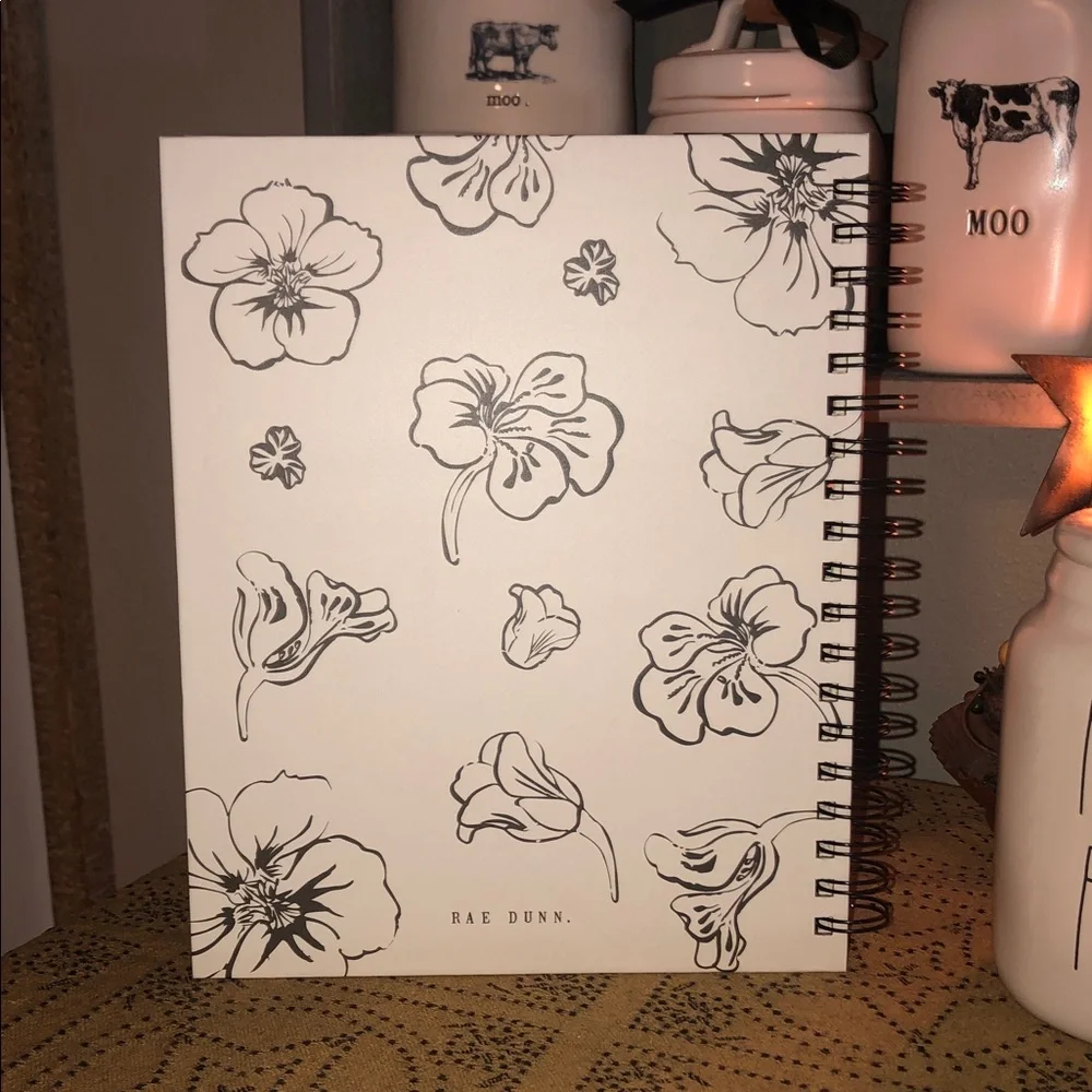 Rae Dunn 2027 Spiral 17 Month Planner August 2026-December 2027 (Flowers)
